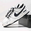 SB Dunk Low x Supreme Black sneakers